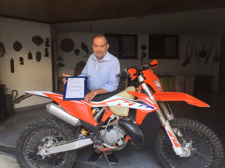 Gianfranco Chiesa, i 30 anni alla guida del Motoclub Ponteranica meritavano un riconoscimento speciale. Come quello arrivato dalla Federazione  motociclistica italiana